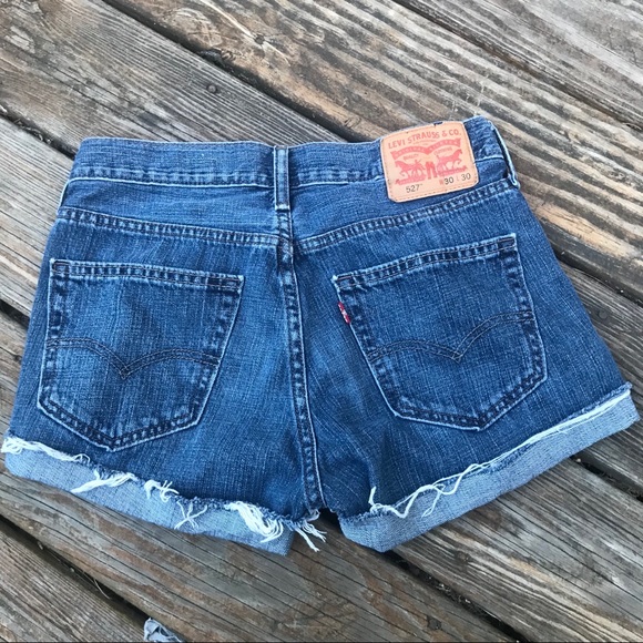 Levi cutoff shorts - Picture 3 of 4
